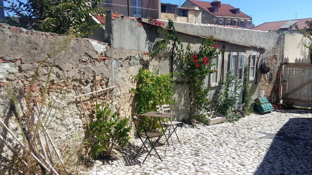 The Back Yard Nest Apartment Lisboa Екстериор снимка